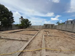 Kiwanja Kinauzwa Kigamboni Kibada