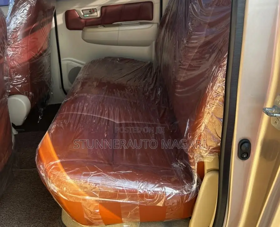 Toyota Hilux 2006 Beige