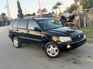 Toyota Kluger 2002 Black