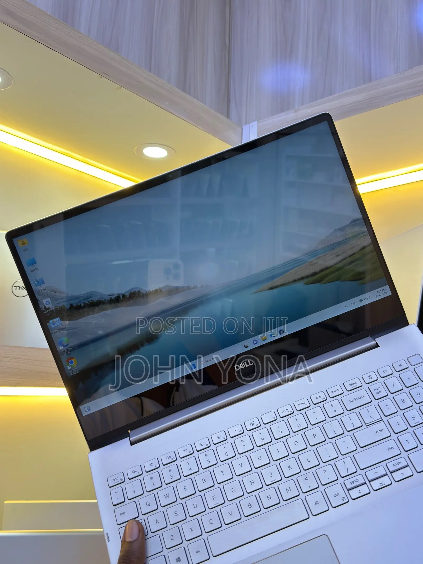 Laptop Dell Inspiron 15 7590 8GB Intel SSD 512GB