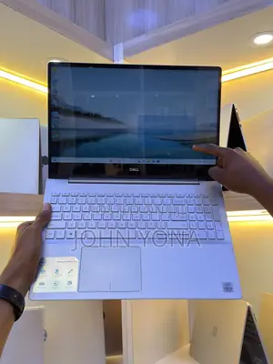 Laptop Dell Inspiron 15 7590 8GB Intel SSD 512GB