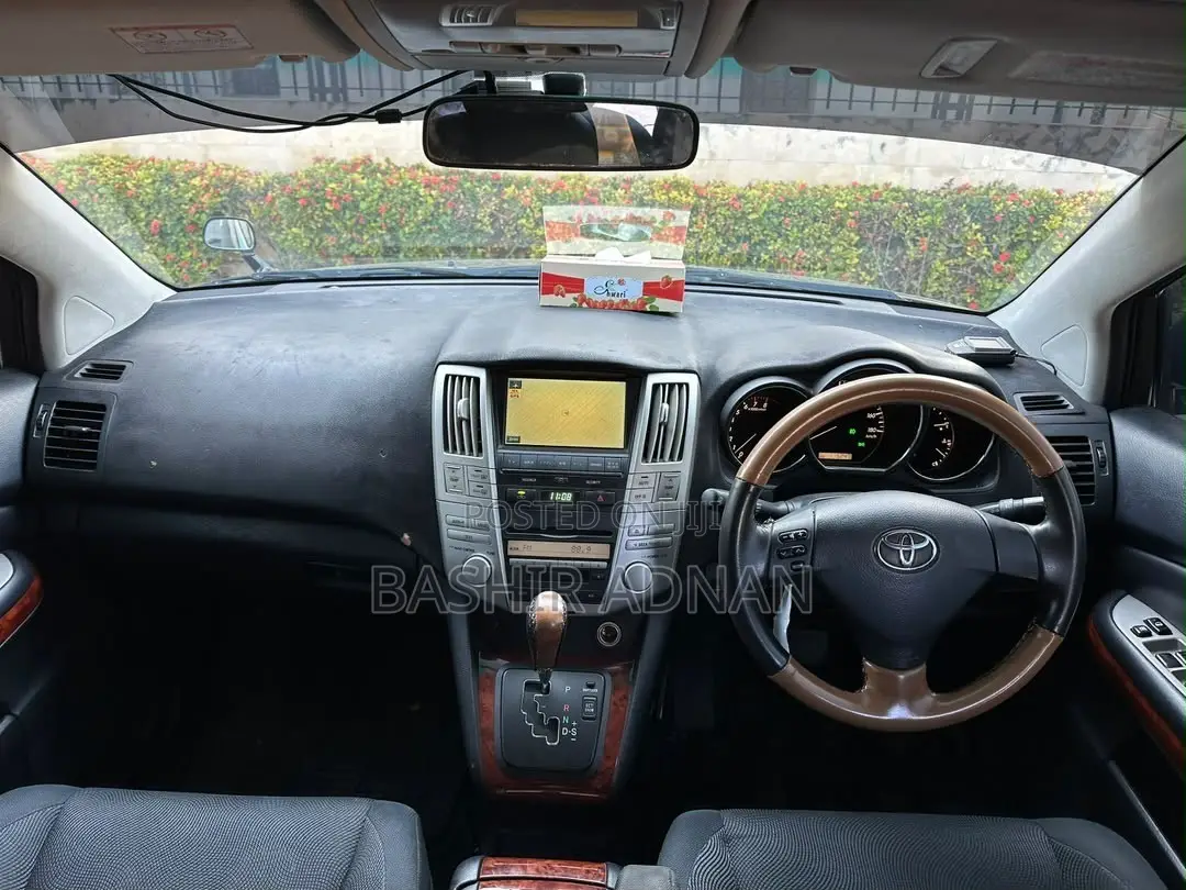 Toyota Harrier 2.4 2005 Black