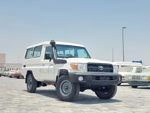 Toyota Land Cruiser 2018 Pearl