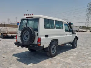 Toyota Land Cruiser 2018 Pearl