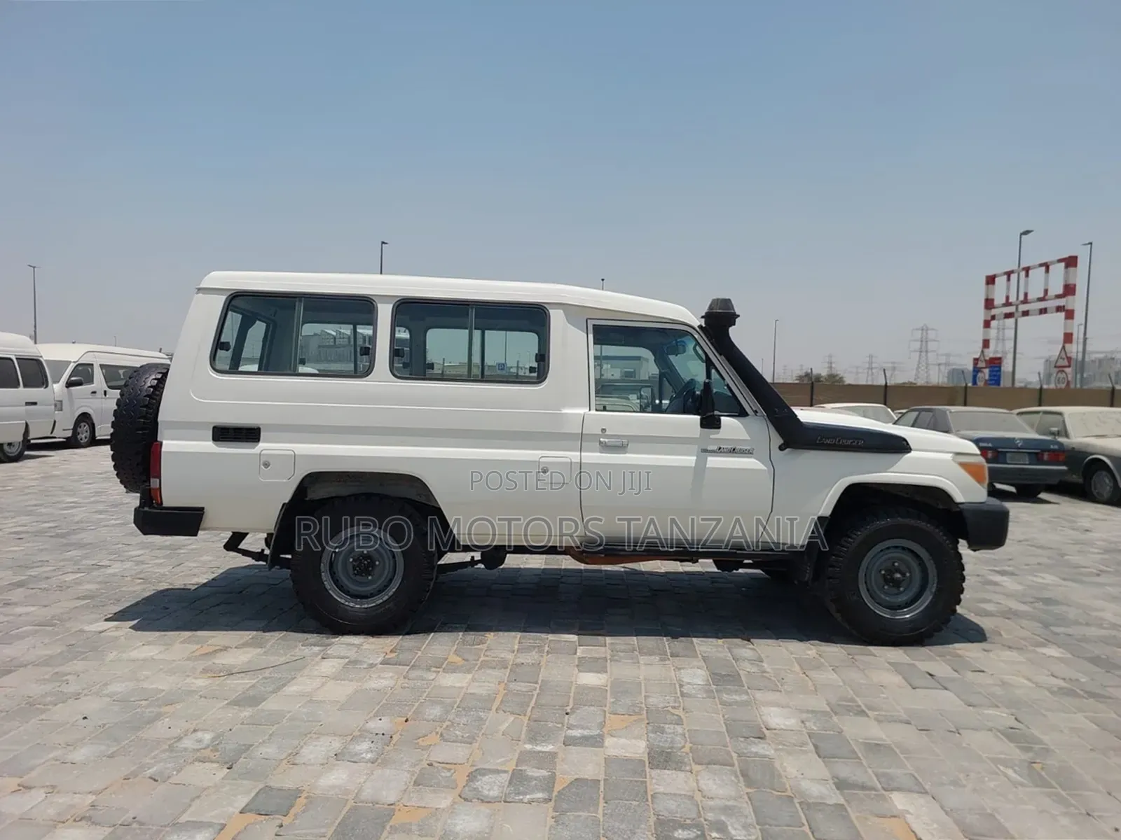 Toyota Land Cruiser 2018 Pearl