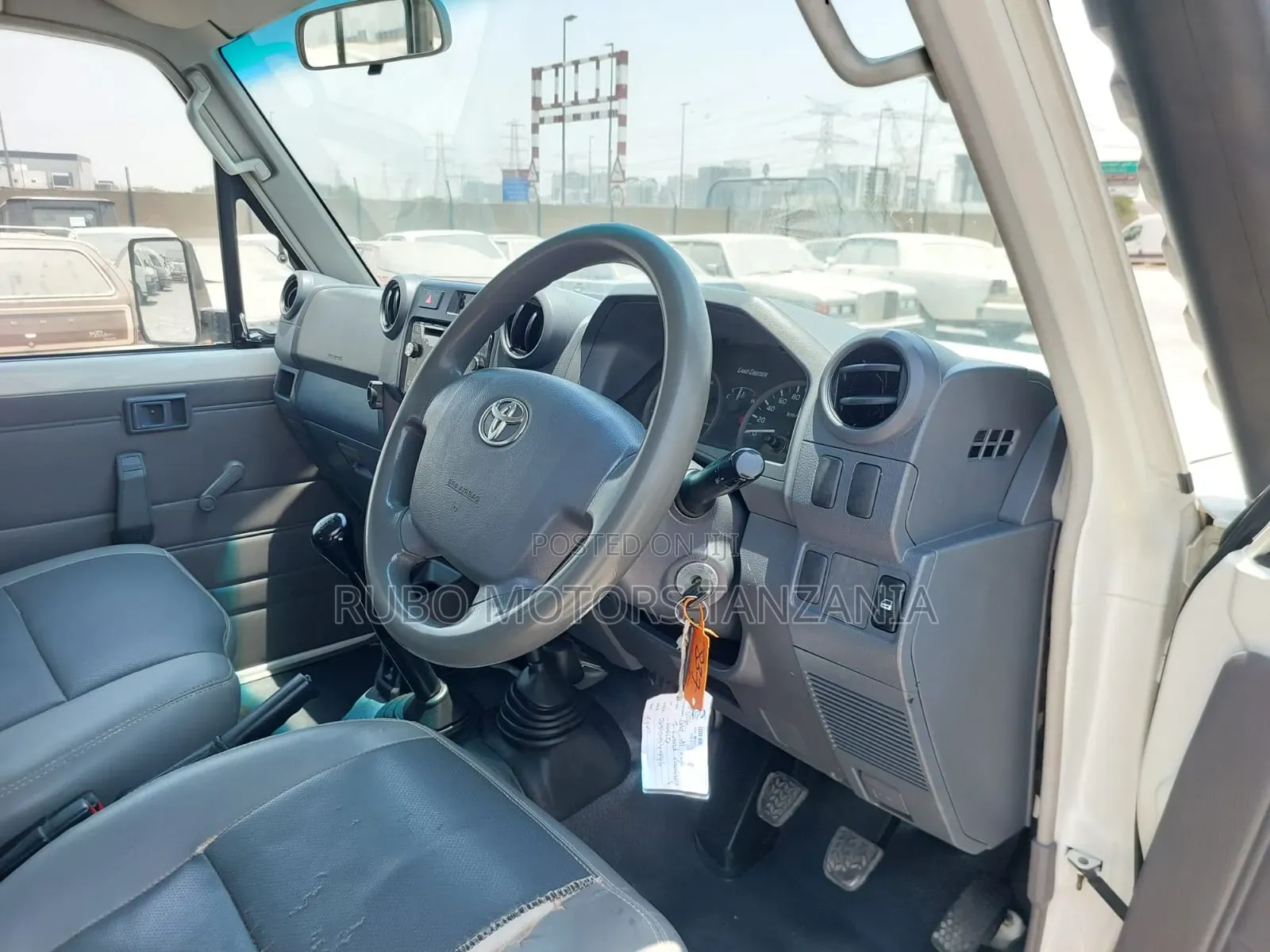 Toyota Land Cruiser 2018 Pearl
