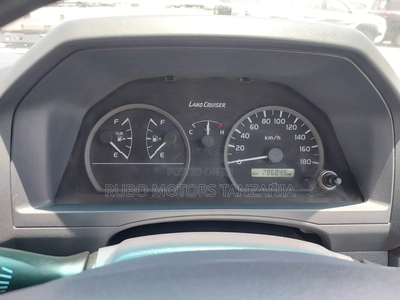 Toyota Land Cruiser 2018 Pearl