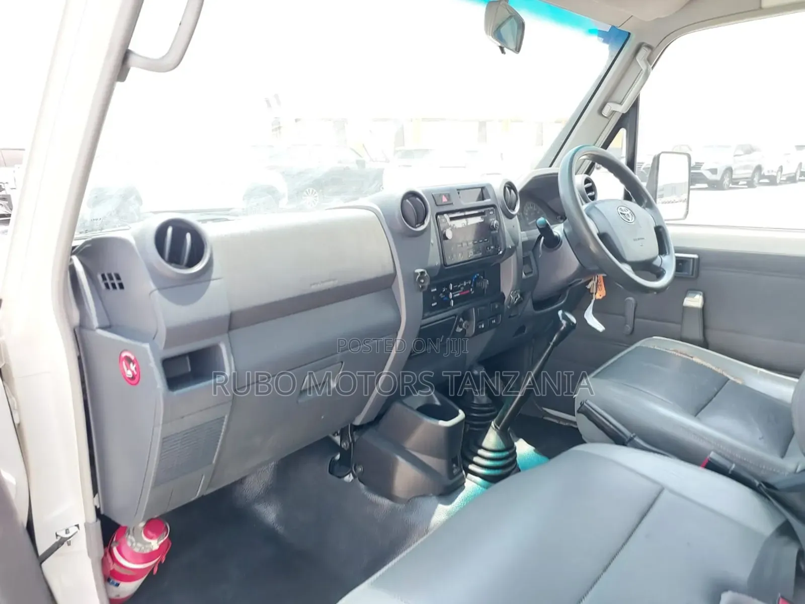Toyota Land Cruiser 2018 Pearl