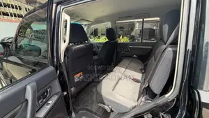 Mitsubishi Pajero 3.2 Di-Dc GLS 2009 Black