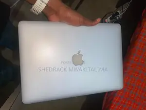 Laptop Apple MacBook Pro 2015 4GB Intel Core 5 SSD 256GB