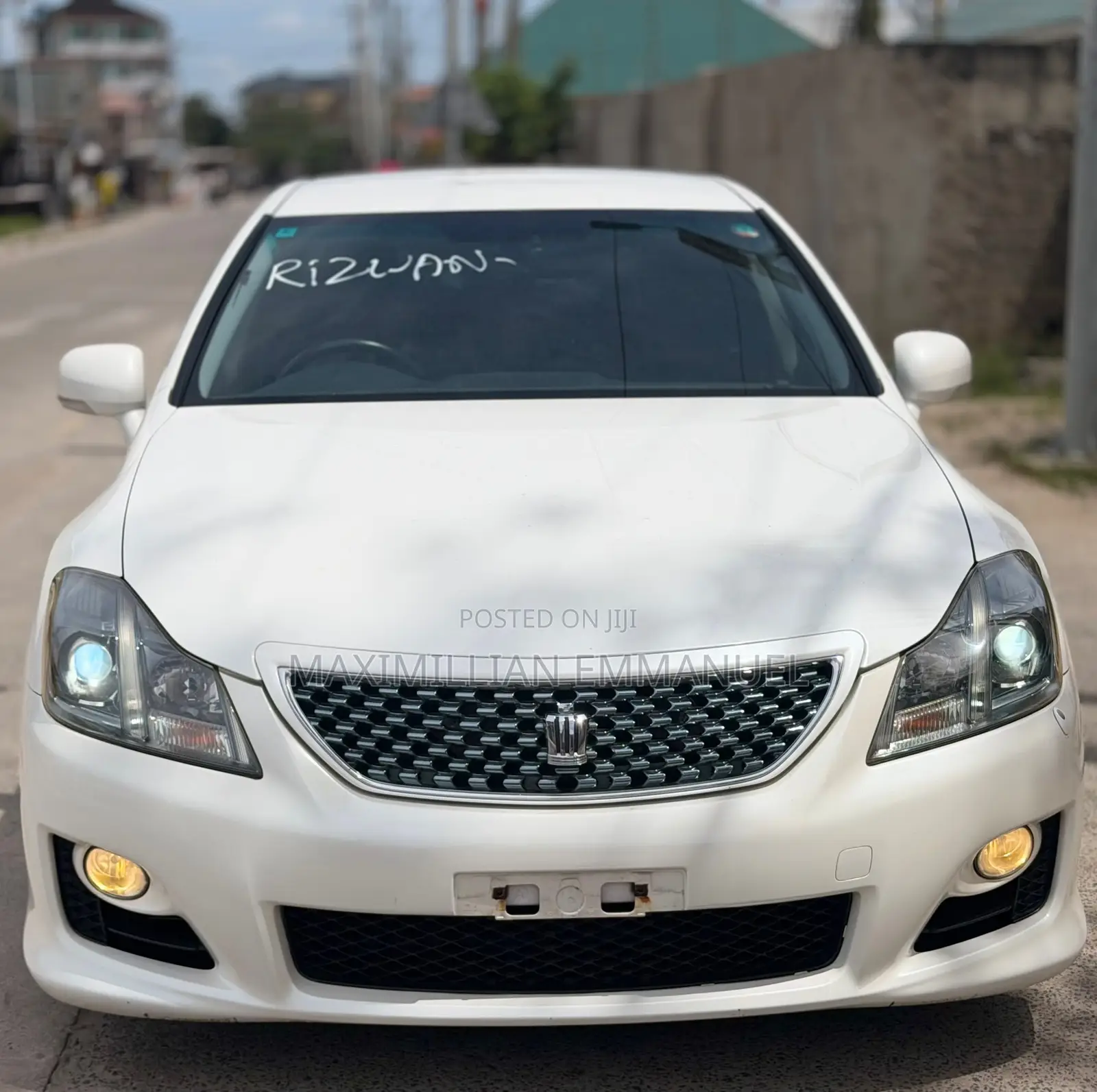 Toyota Crown 2009 White