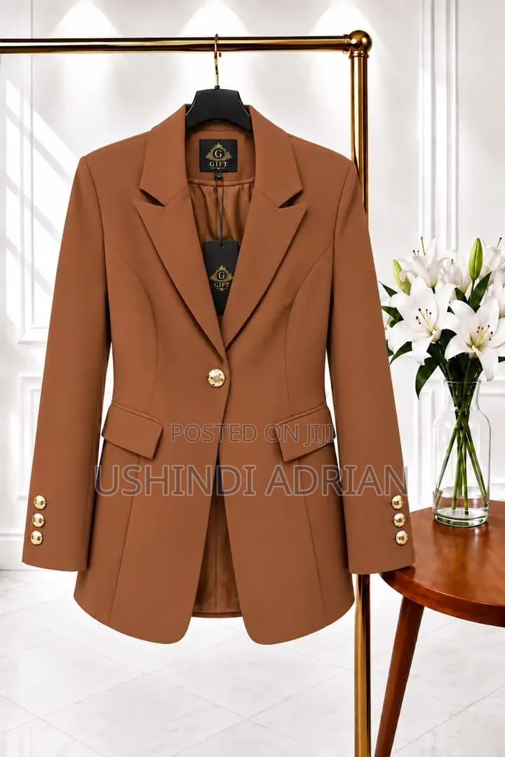 PREMIUM LADIES COATSMakoti Ya KikeSize: M–3XL