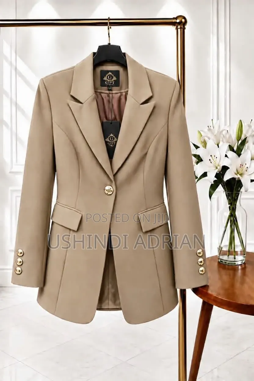 PREMIUM LADIES COATSMakoti Ya KikeSize: M–3XL