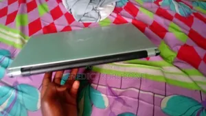 Laptop Acer Aspire V5-571 8GB Intel Core i5 HDD 512GB