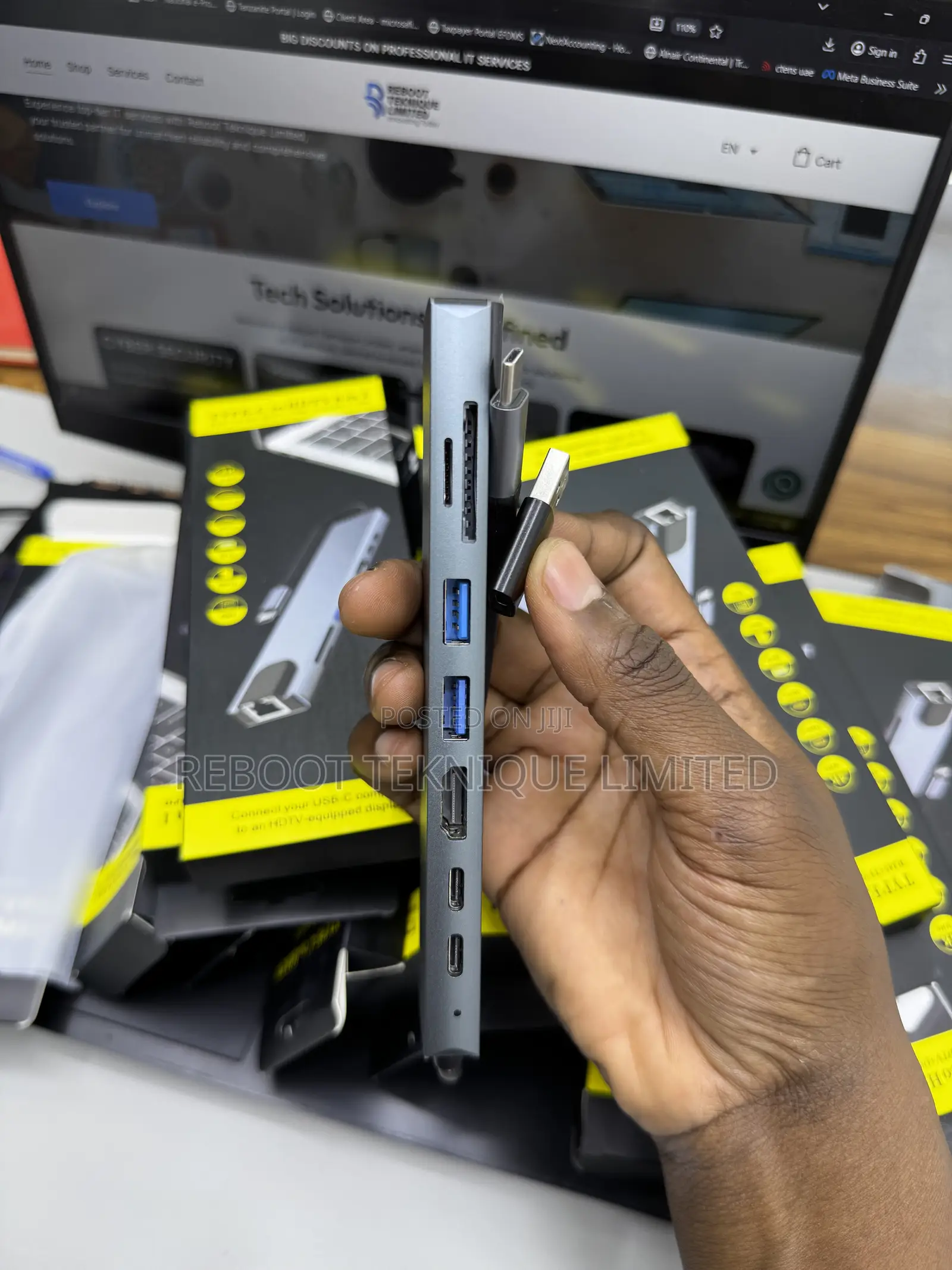 8in1 USB Hub 40,000