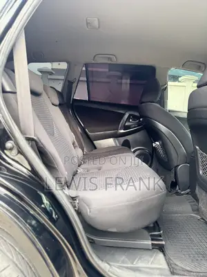 Toyota Vanguard 2010 Black