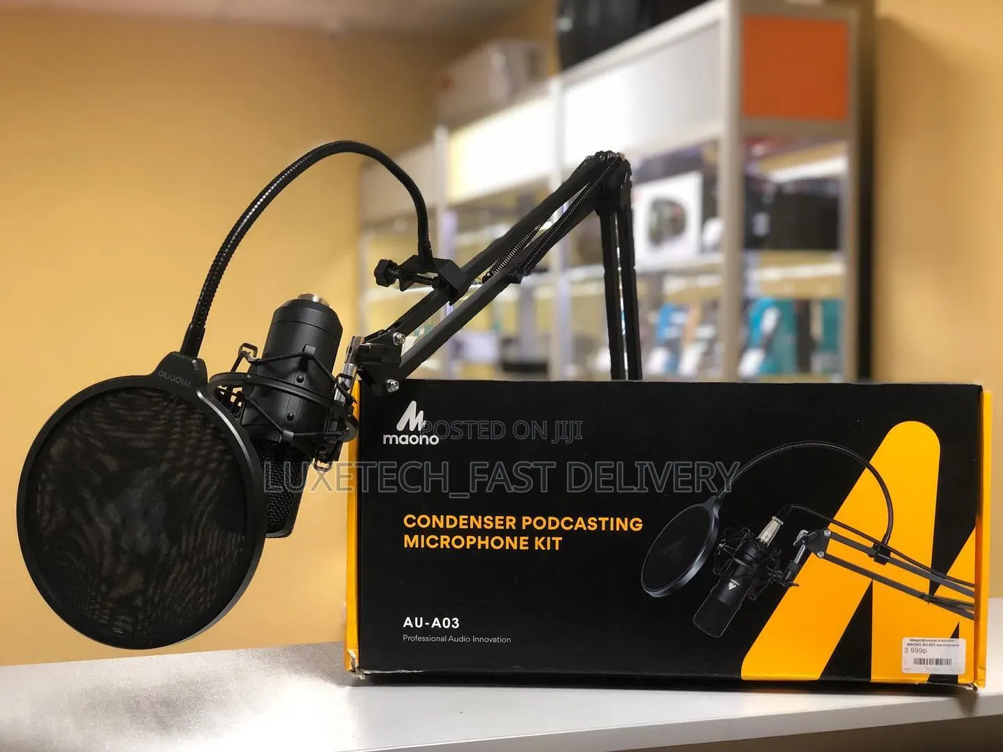 Maono AU-A03 Condenser Microphone Kit - Podcast, Streaming, Voice-Over
