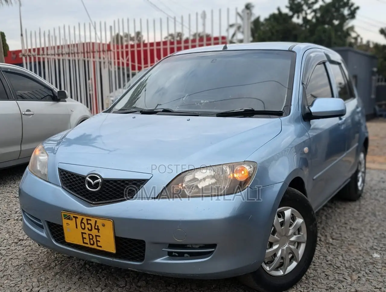 Mazda Demio 2011 Blue