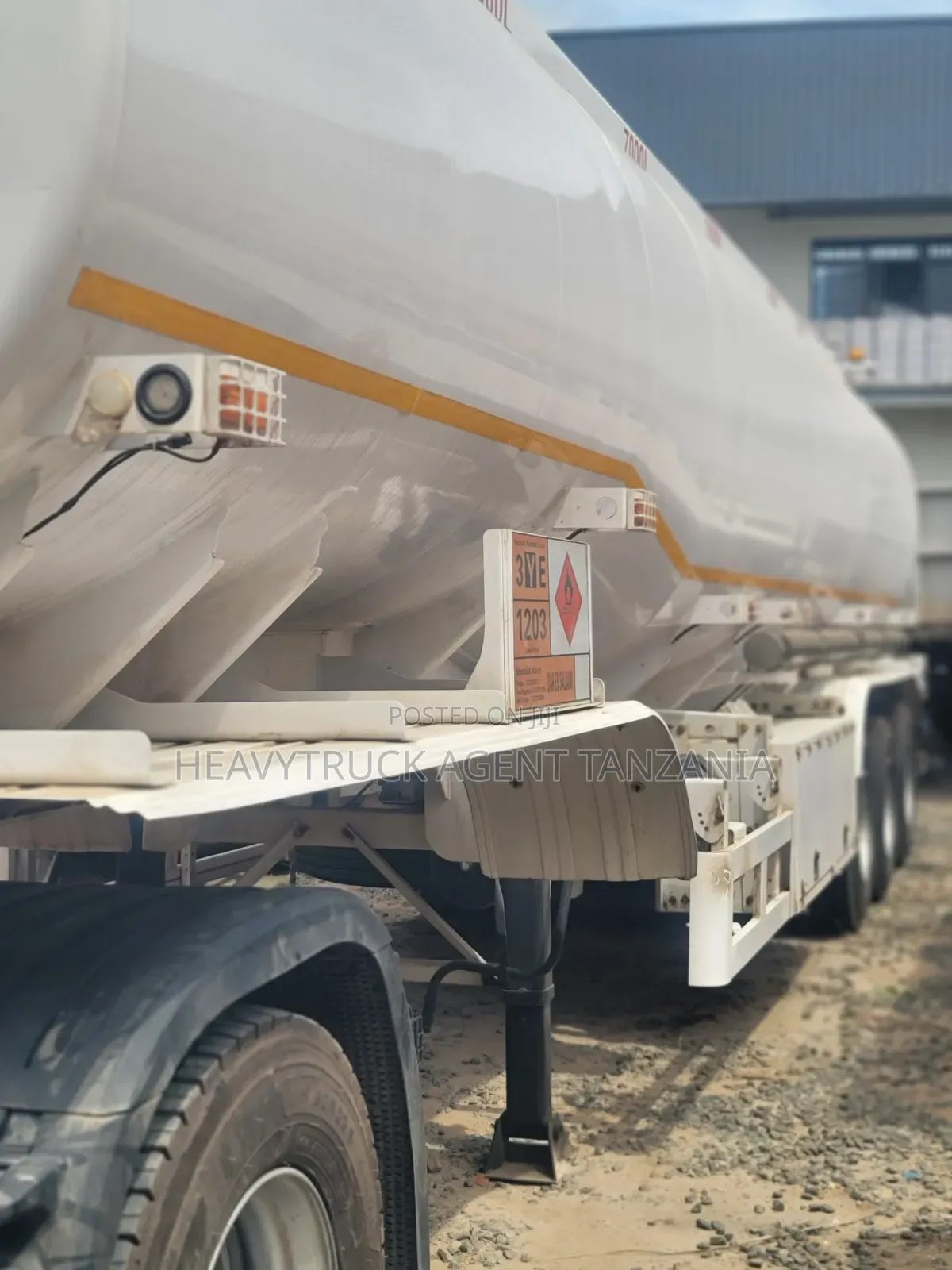 Semi Trailer