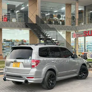 Subaru Forester 2011 Gray