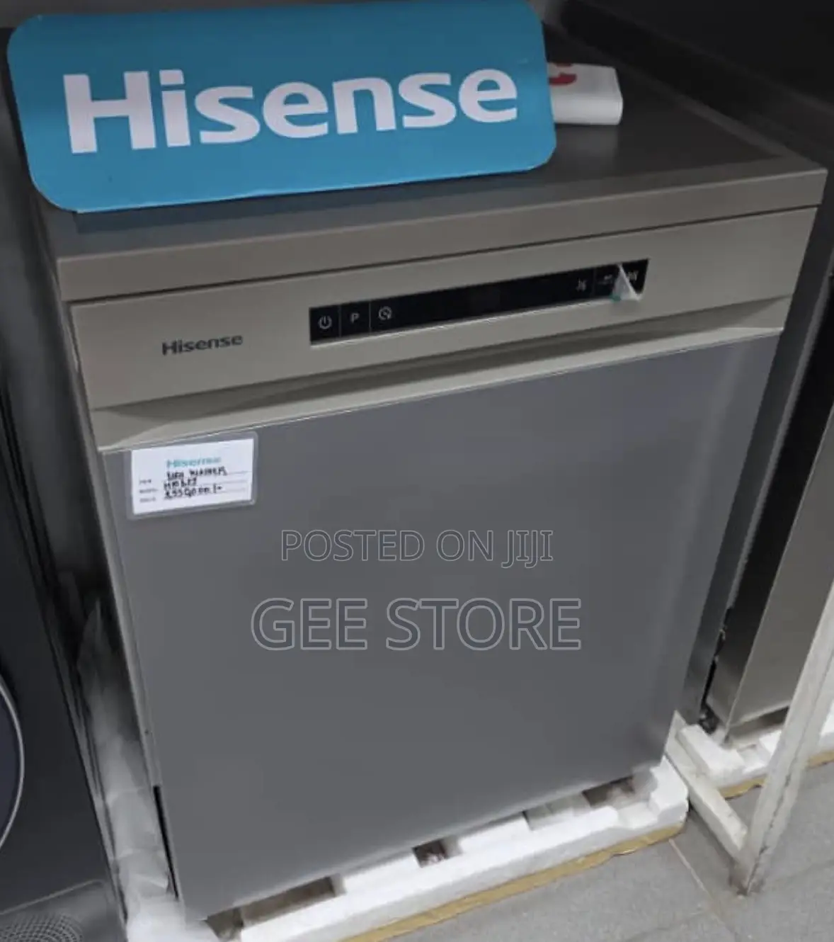 Hisense Freestanding Dishwasher H15DX