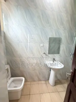 Furnished 4bdrm Apartment in Upanga West for sale