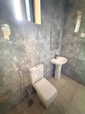Furnished 4bdrm Apartment in Upanga West for rent