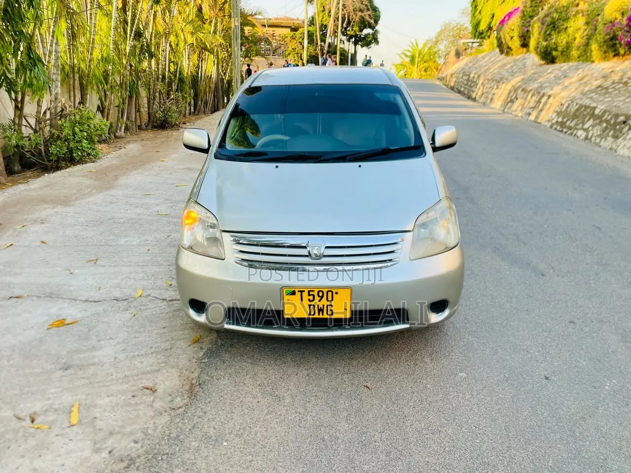 Toyota Raum 2004 Silver