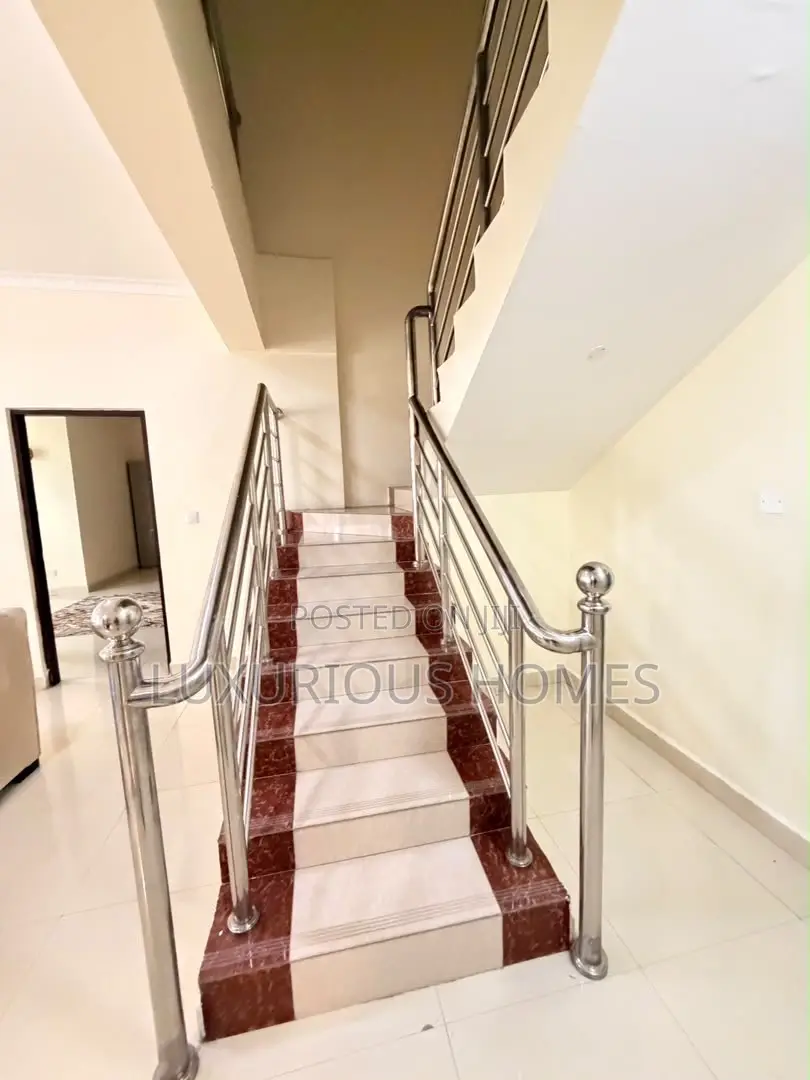 Furnished 4bdrm Apartment in Upanga West for rent