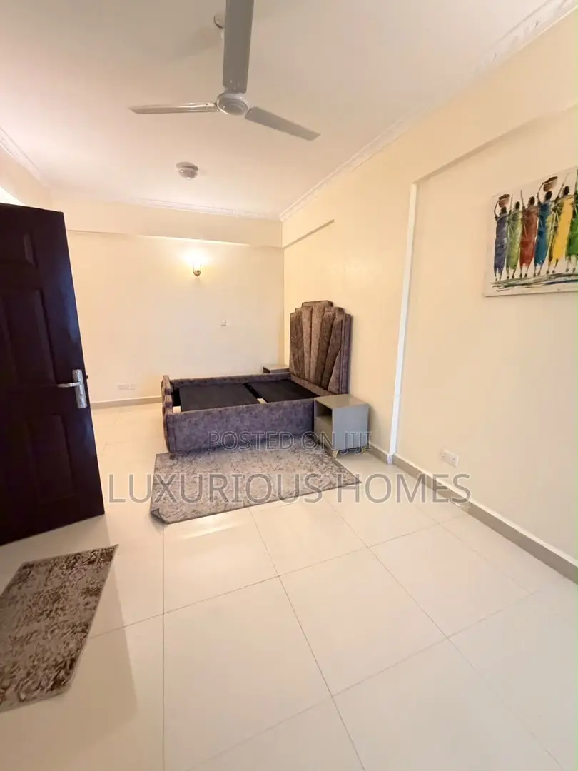 Furnished 4bdrm Apartment in Upanga West for sale
