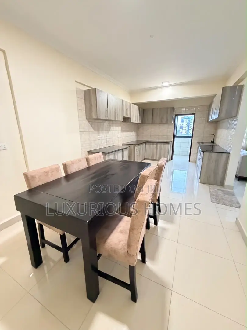 Furnished 4bdrm Apartment in Upanga West for sale