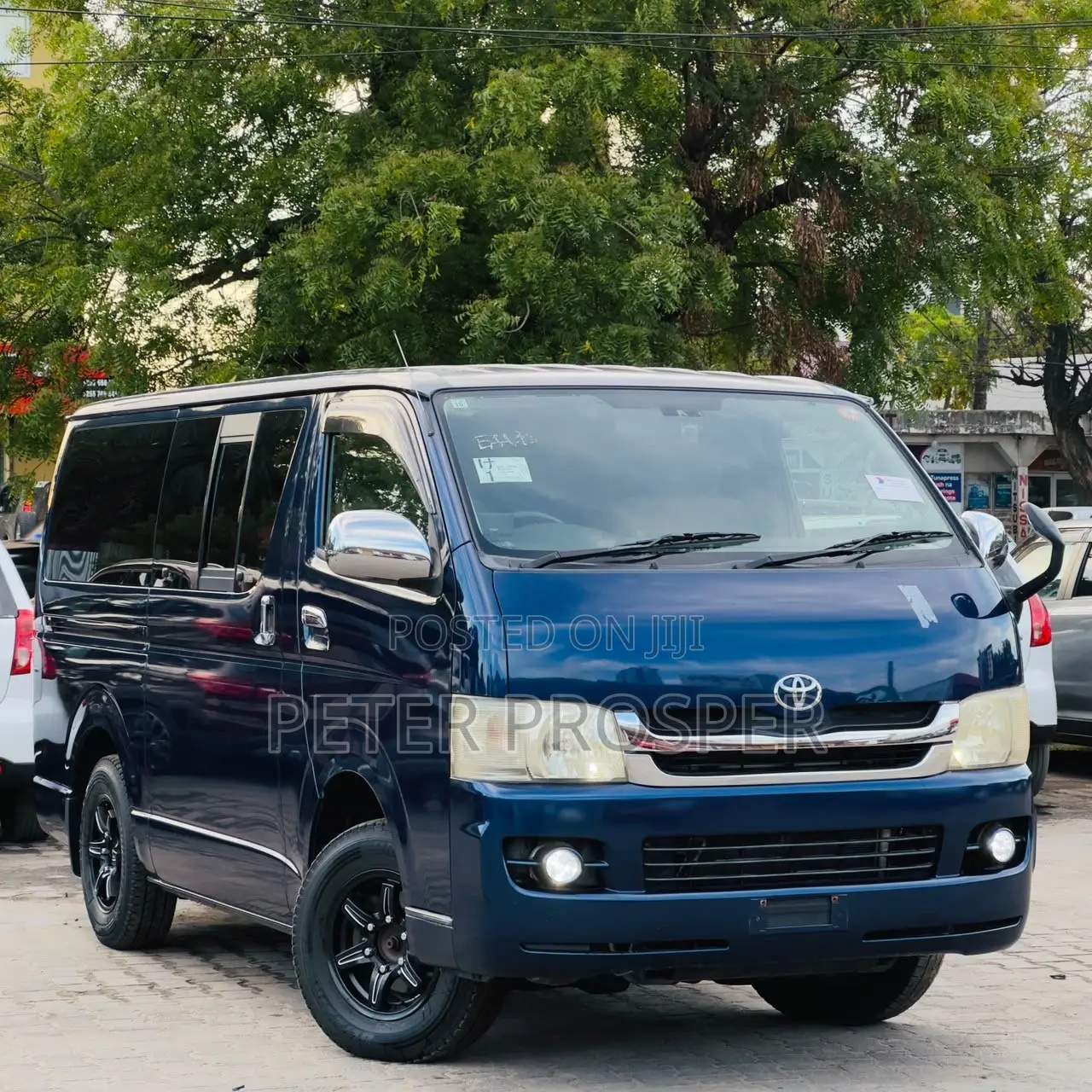 Toyota HiAce 2005 Blue