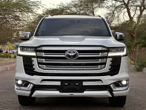 Toyota Land Cruiser 2023 Pearl