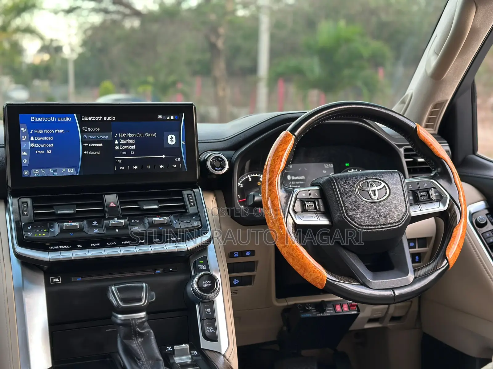Toyota Land Cruiser 2023 Pearl
