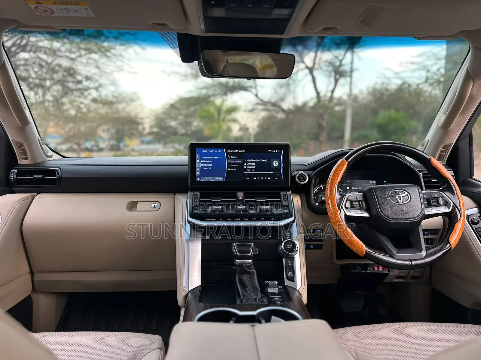 Toyota Land Cruiser 2023 Pearl
