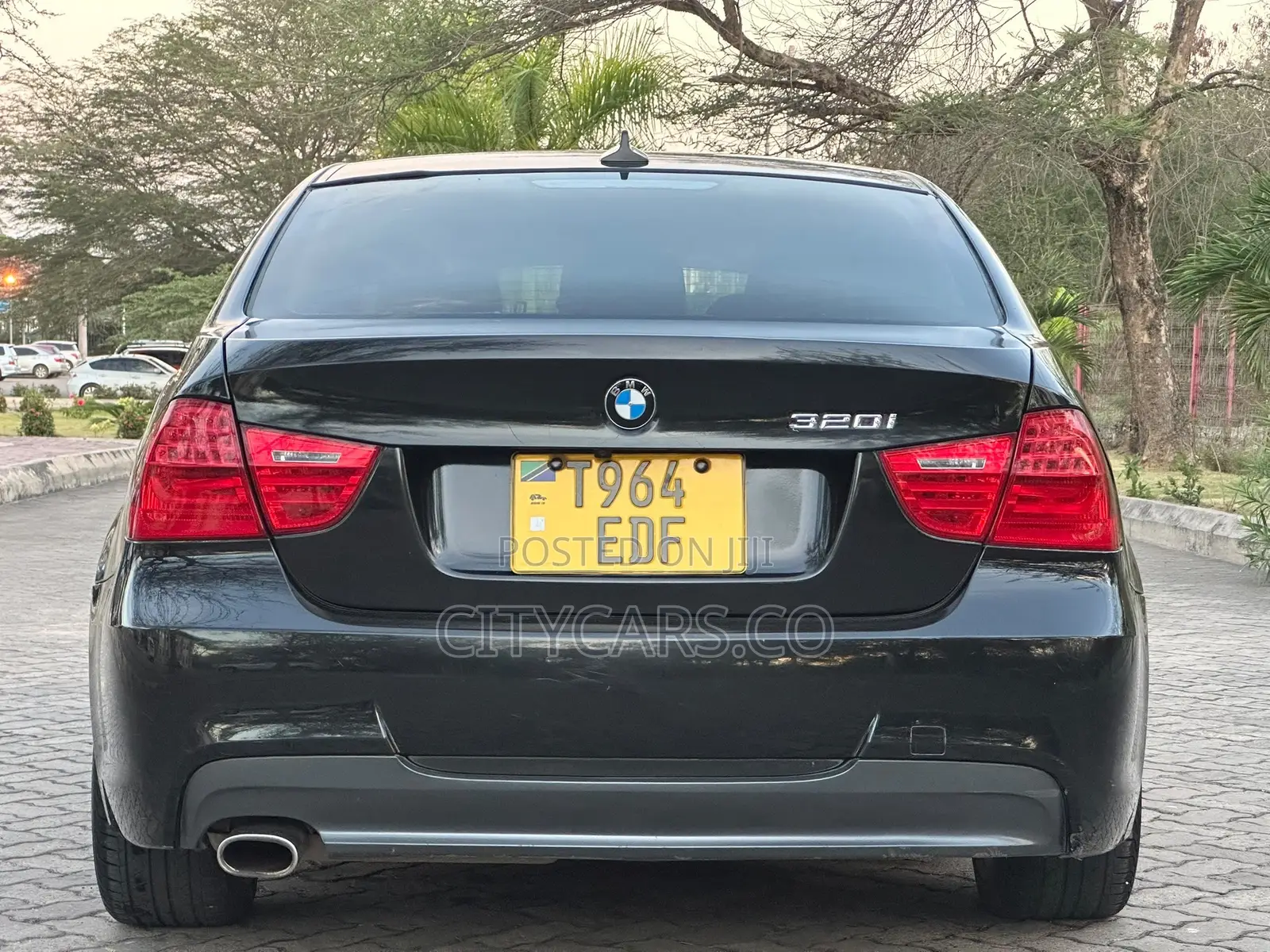 BMW 3 Series 2009 Black