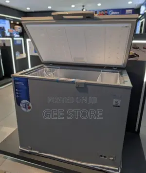 Midea Chest Freezer 250L