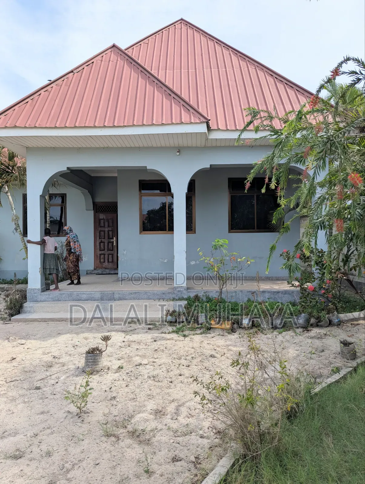 3bdrm House in Songasi, Kinyerezi for rent