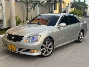 Toyota Crown 2006 Silver