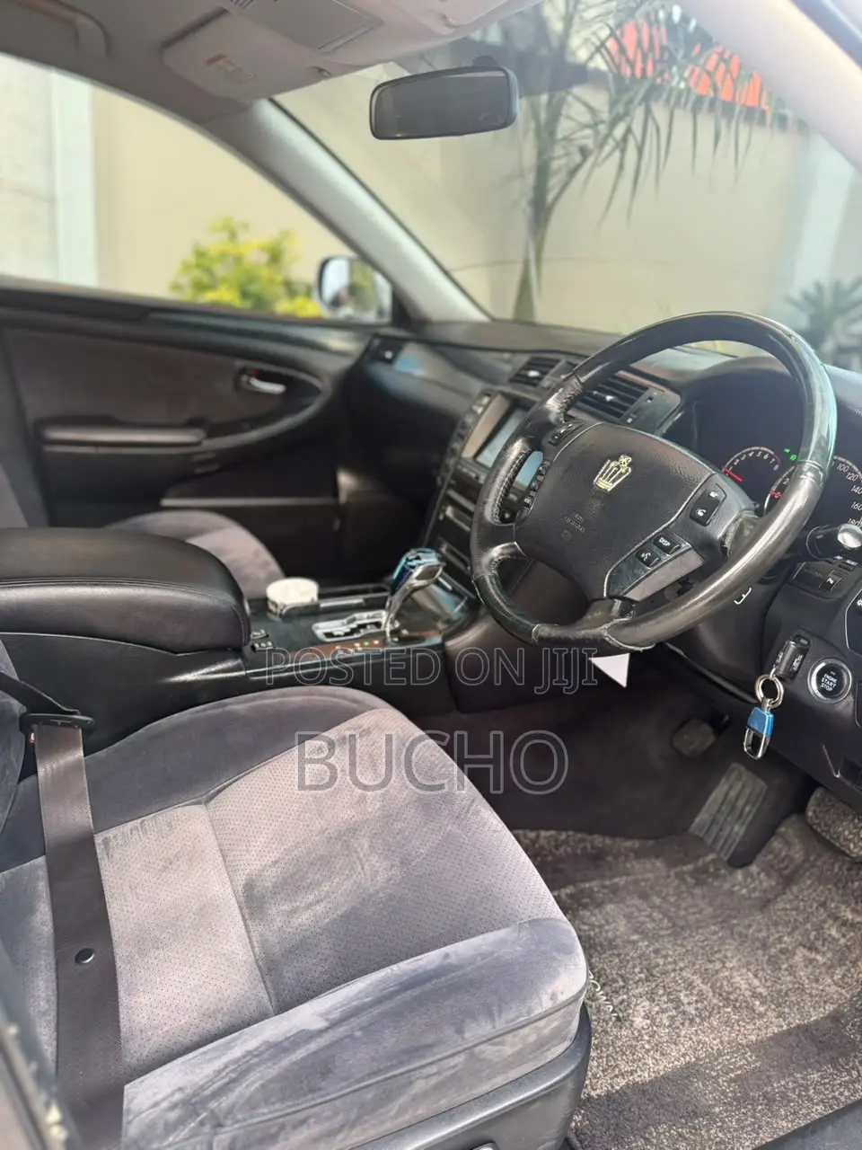 Toyota Crown 2006 Silver