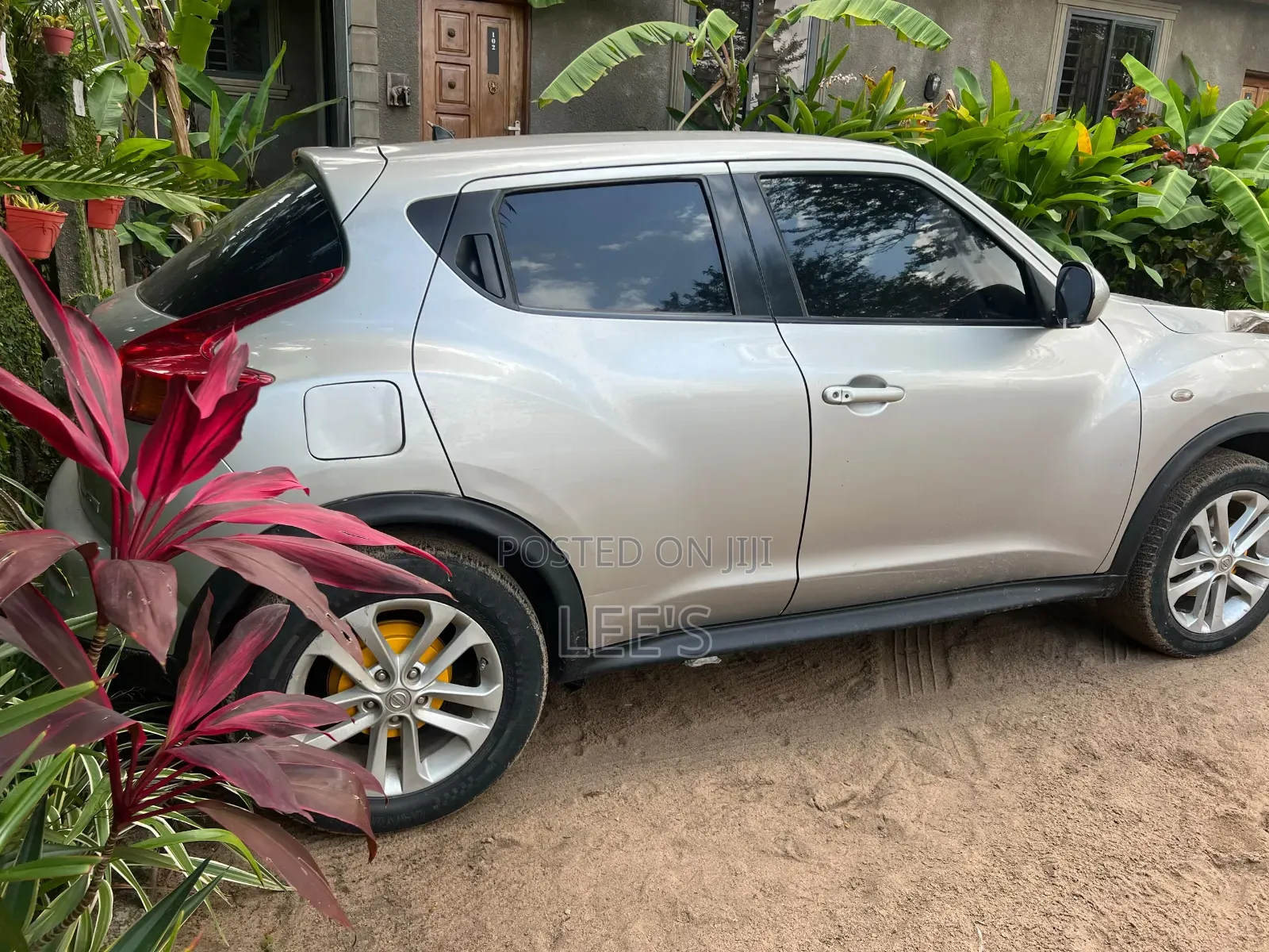 Nissan Juke 2011 Silver