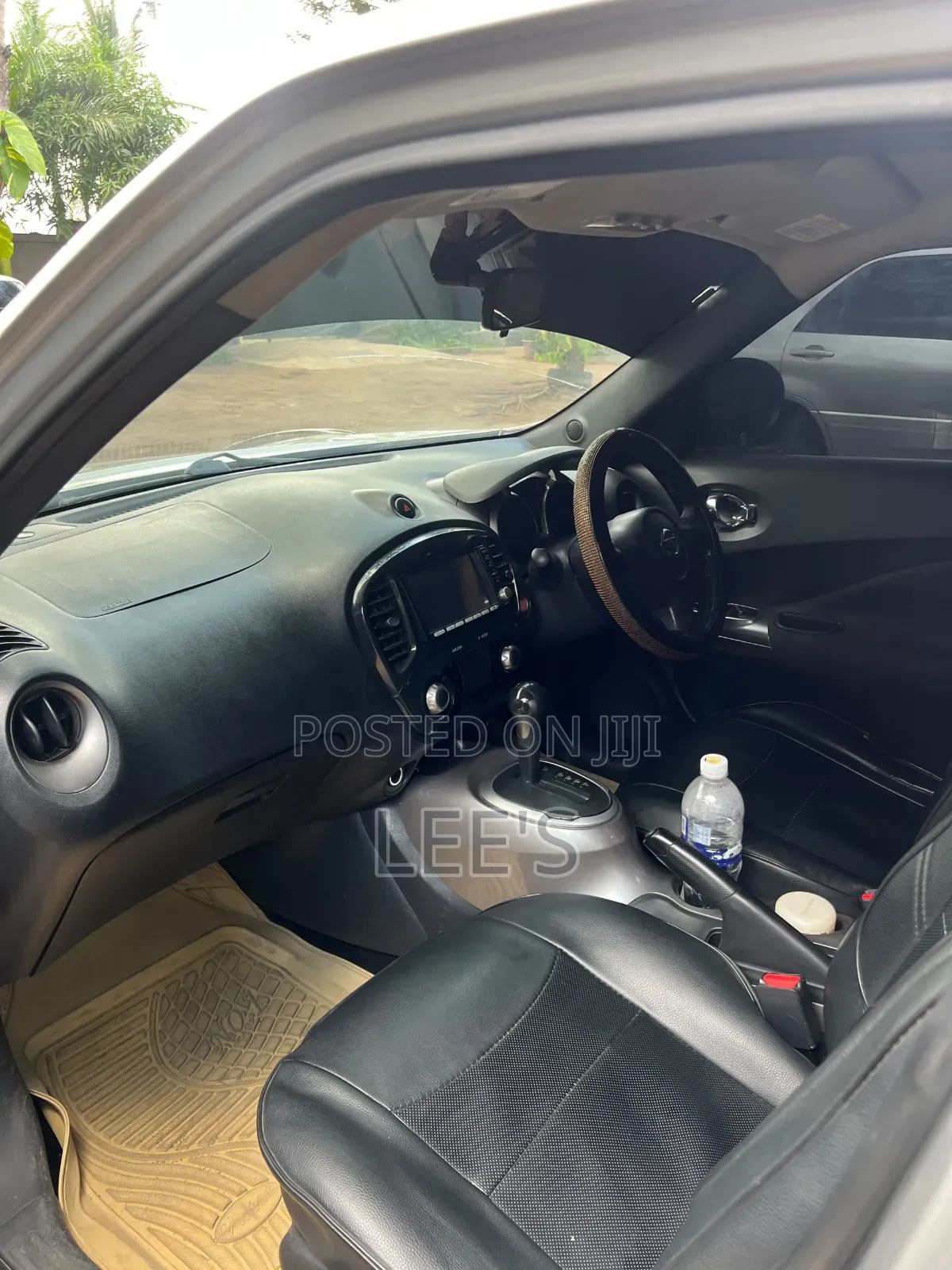 Nissan Juke 2011 Silver