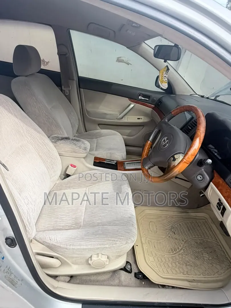 Toyota Premio 1.5 FWD 2006 Silver