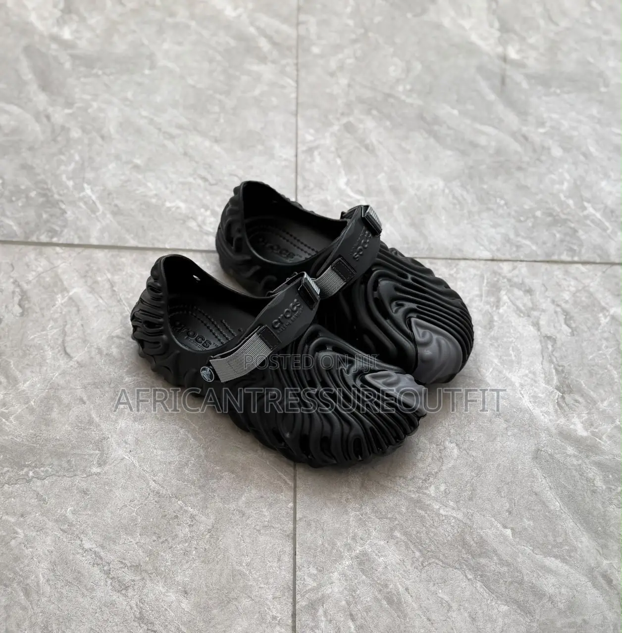 Crocs Pollex Clog Featuring a Distinctive Fingerprint and Adjstable