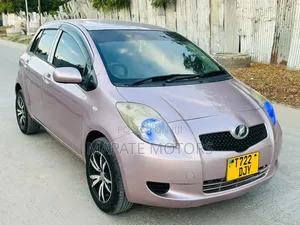 Toyota Vitz 1.0 FWD 5dr 2006 Silver