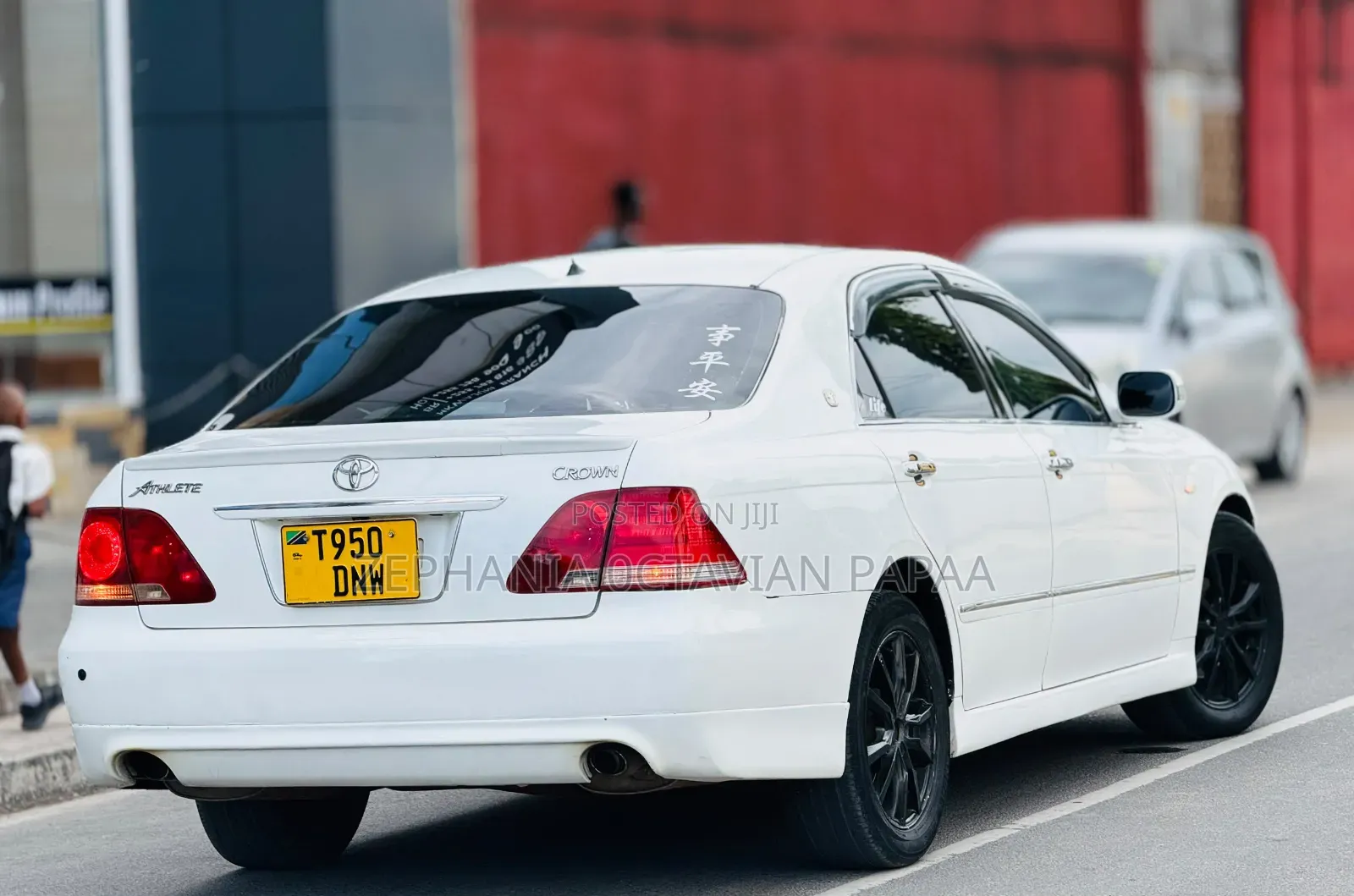 Toyota Crown Royale 2005 White