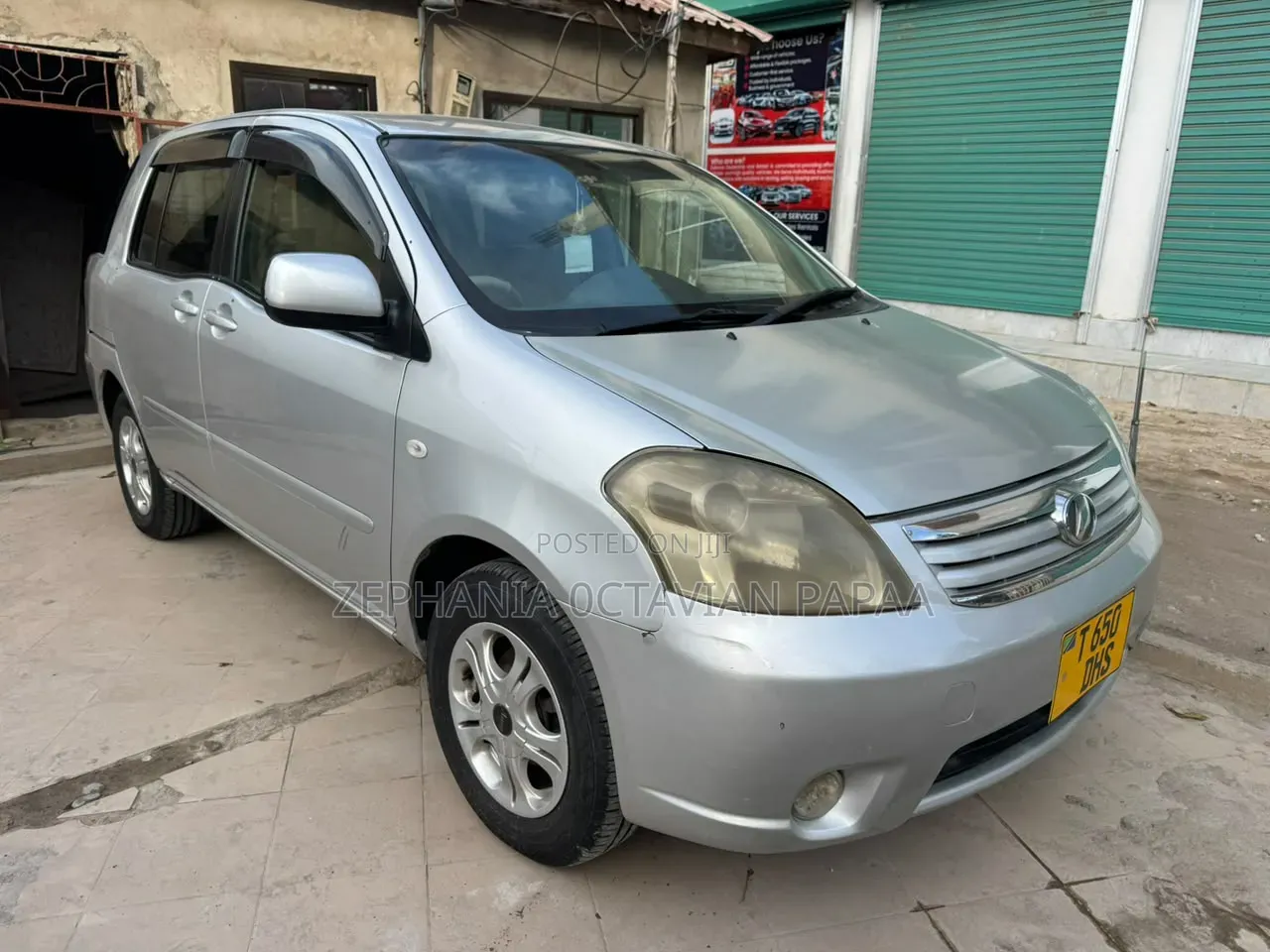 Toyota Raum 2004 Silver
