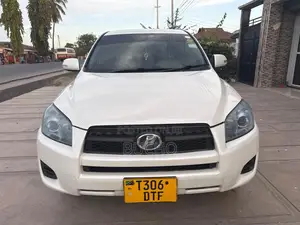 Toyota RAV4 2008 White