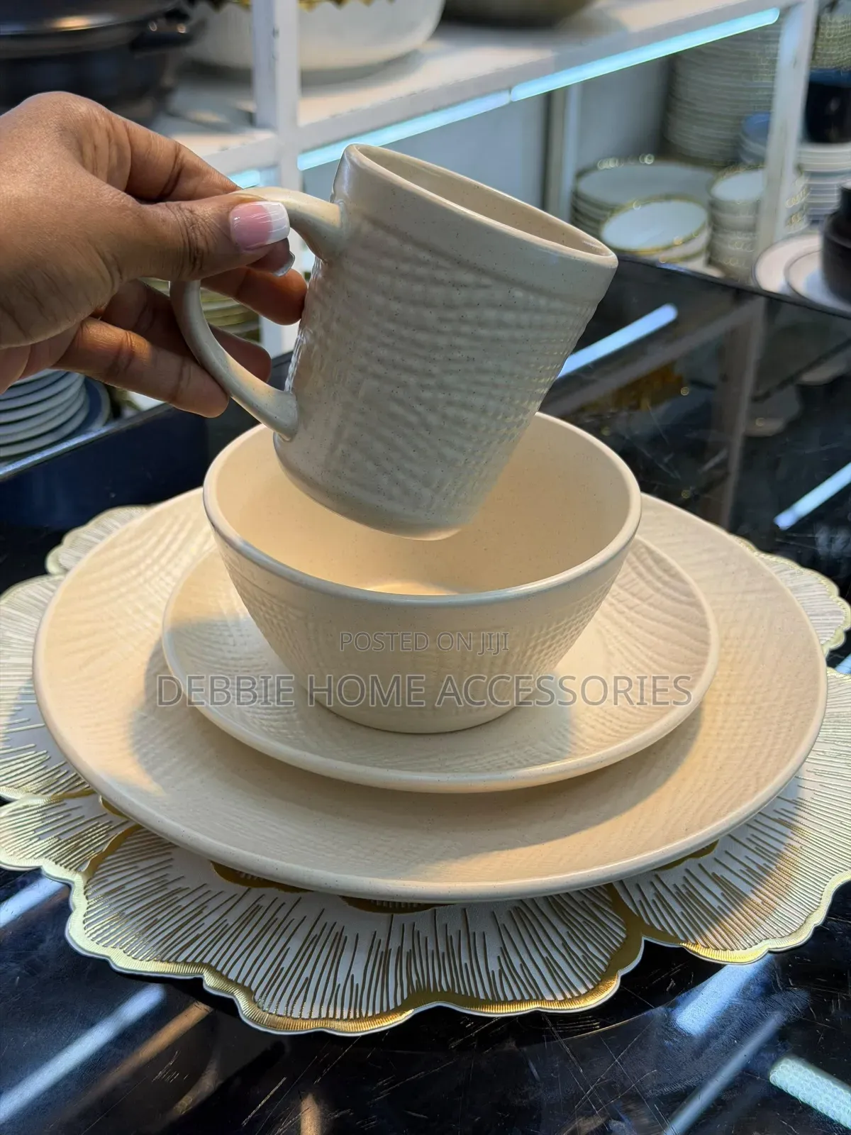 16-Pieces Ceramic Dinner Set (4:4:4:4)
