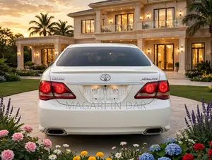 Toyota Crown 2008 White